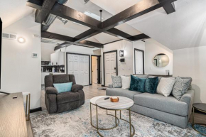 Elegant Top Floor Apartment